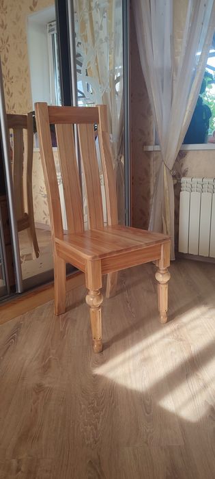 Стулья из ясеня..