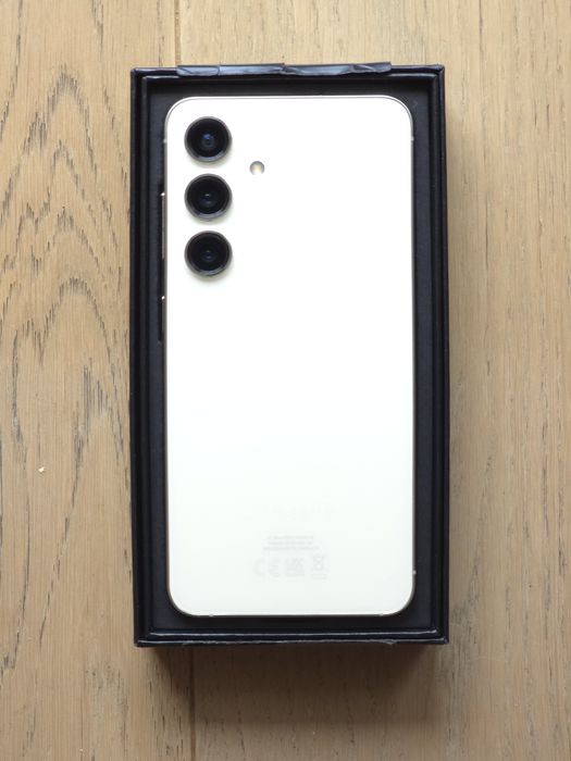 Samsung galaxy S24 256gb