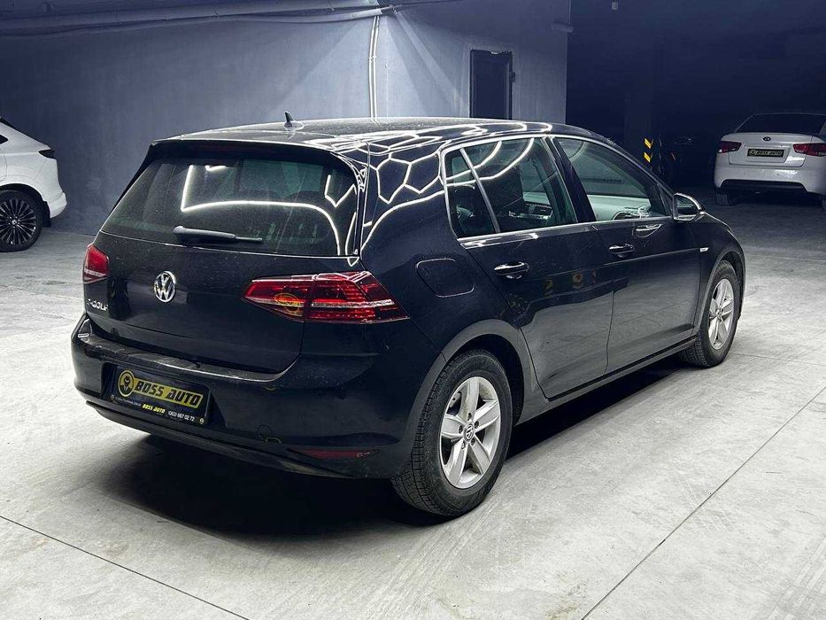 Volkswagen e-Golf 2016
