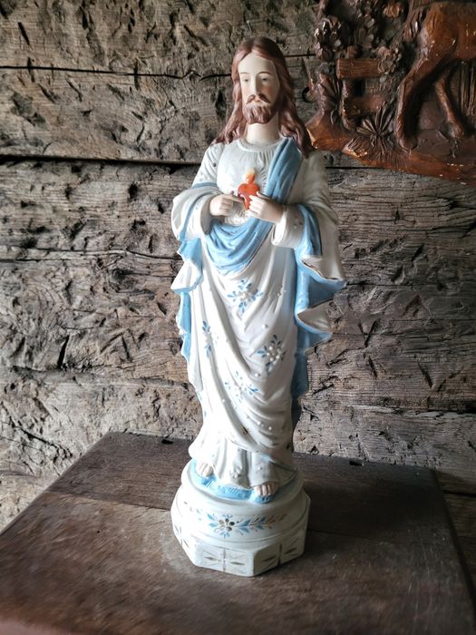 Piękna biskwitowa figurka Najświętsze Serce Pan Jezus