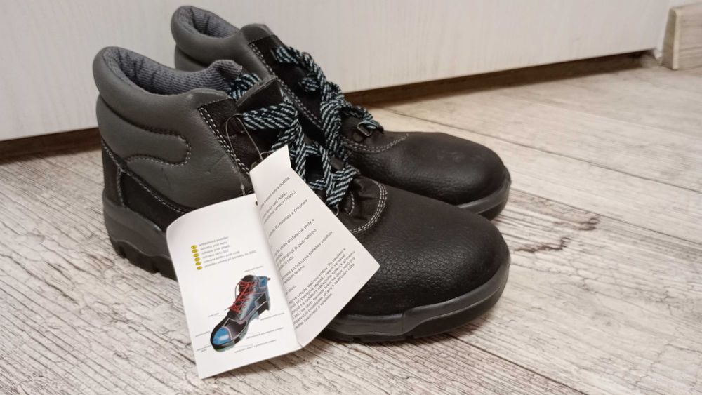 Buty, trzewiki robocze