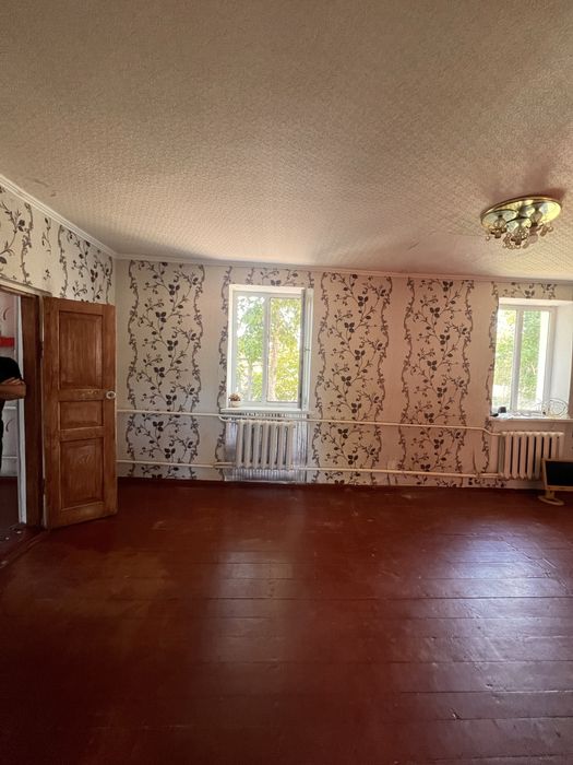 Продаж будинку в селі Антонів