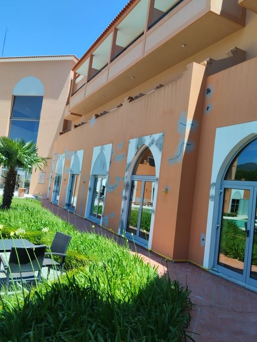 Pintor exterior e interior acabamento em geral