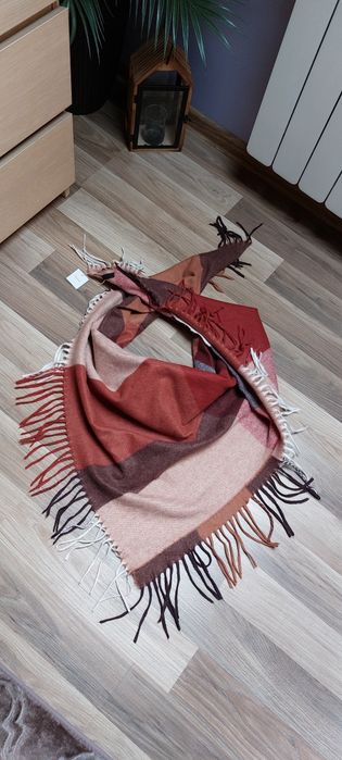 Szal , chusta Reserved