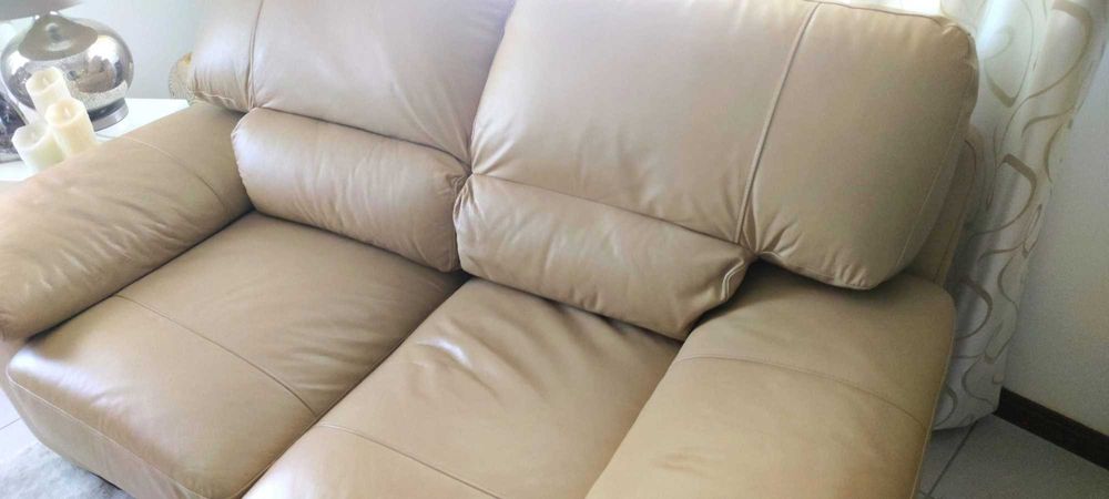 Sofás em Pele Genuína
