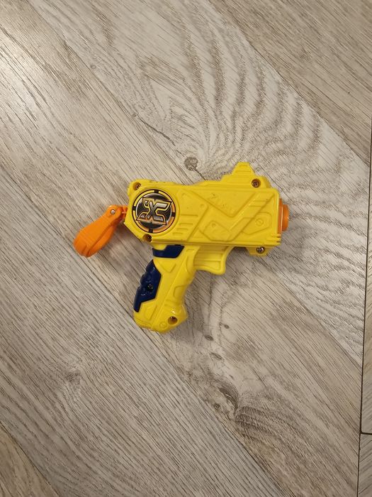 pistolet-wyrzutnia Zuru X-Shot