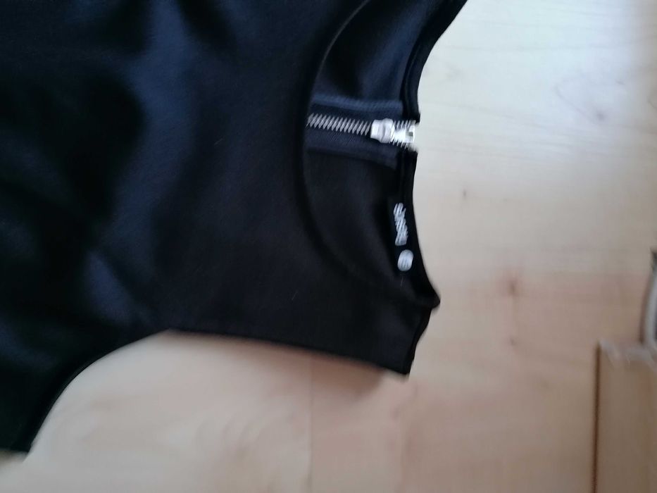 Czarna sukienka Sinsay xs