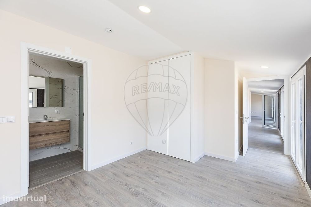 Apartamento T4 para venda