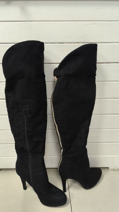 Kozaki zamszowe damskie