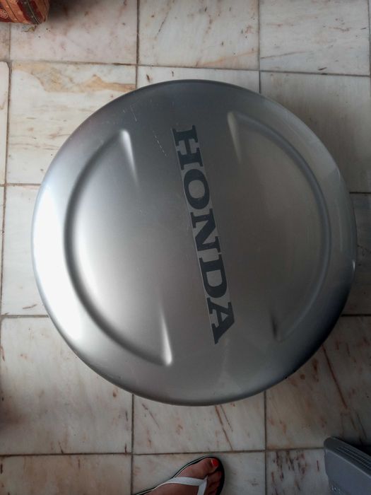 Protecçao de pneu suplente p jipe HONDA