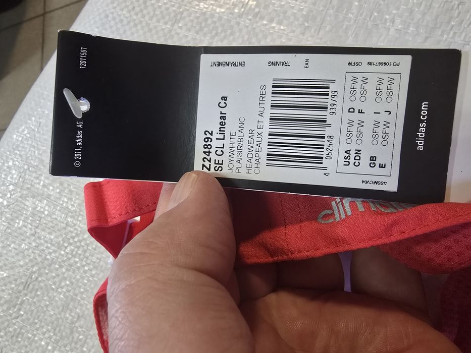Кепка adidas SE CL Linear