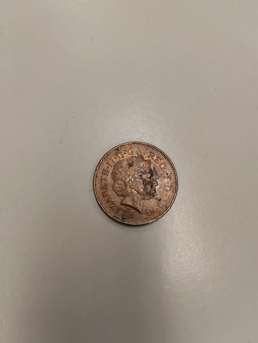 Moeda antiga Queen Elizabeth II