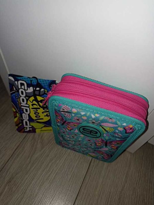 Nowy piórnik CoolPack dwukomorowy