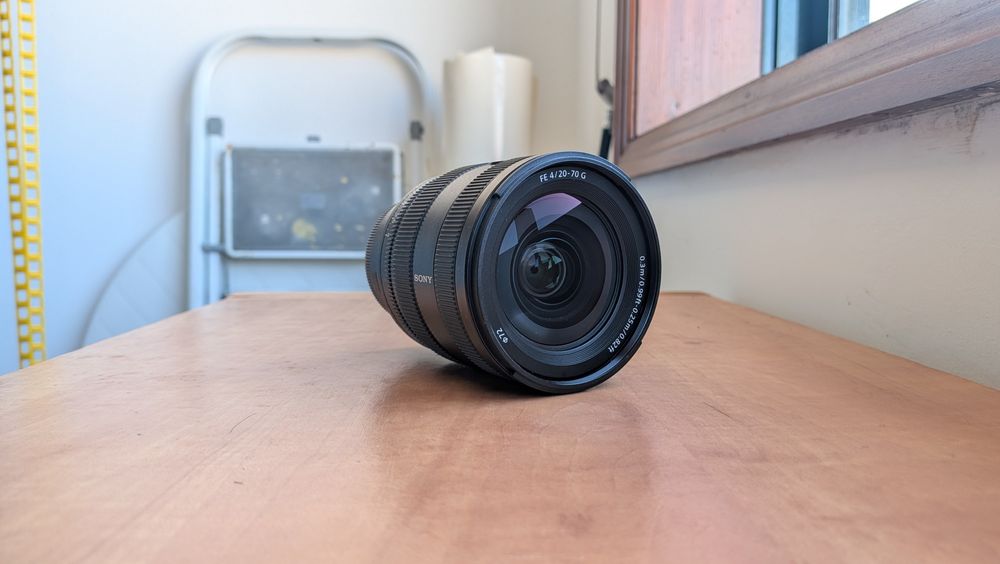 Sony FE 20-70mm f/4 G