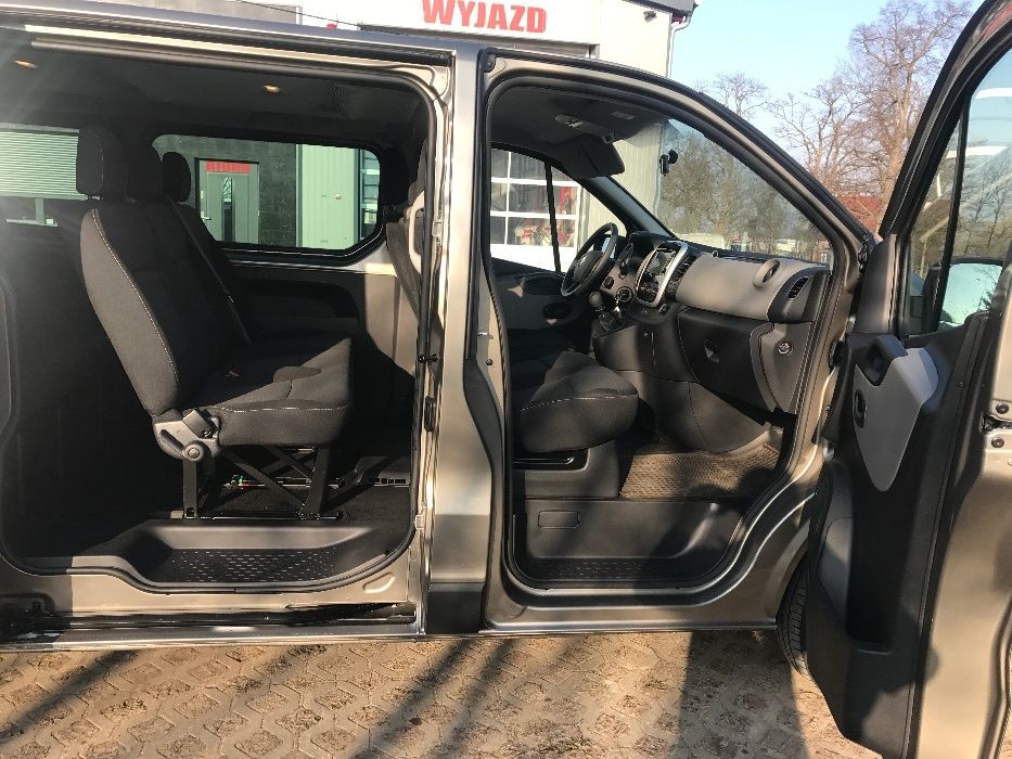 Wynajem Wypożyczalnia Busów Busa 9 i 8 osobowego Nowe Modele Long