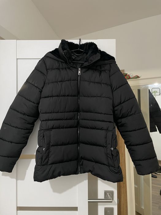 Зимова куртка жіноча