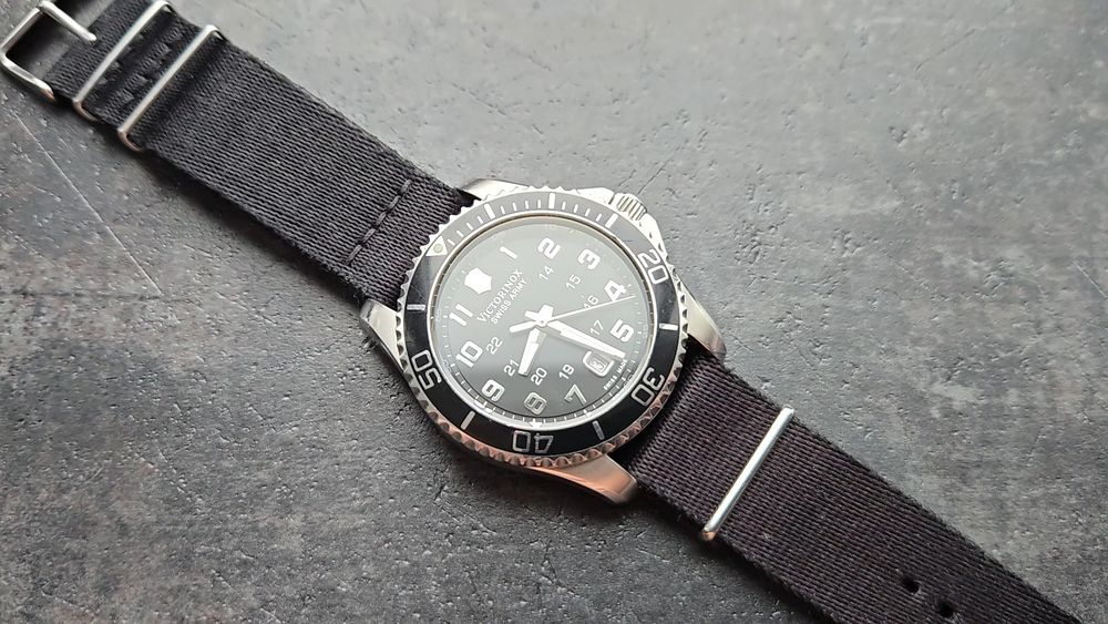 Часы Victorinox Swiss Army MAVERICK