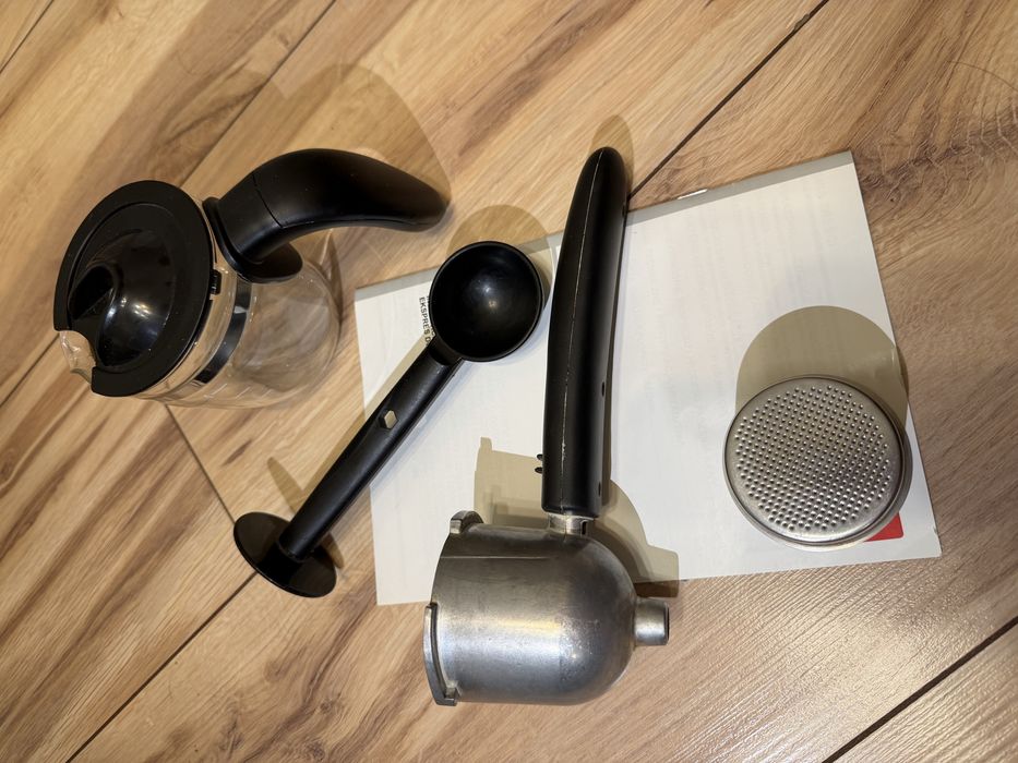 Ekspres do kawy ciśnieniowy Amica Espris CD 1011, 800 W biały