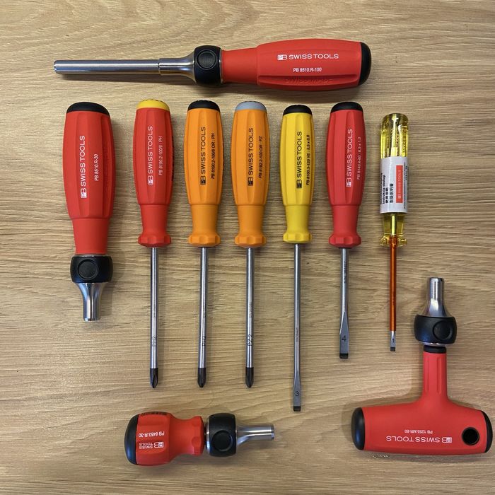 PB swiss tools викрутка бітотримач