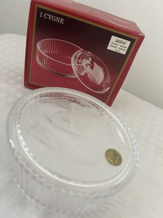 Bomboneira cisne nova