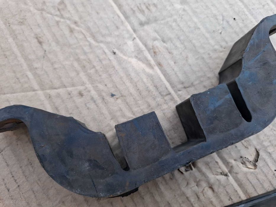 Маз Краз подушка двс