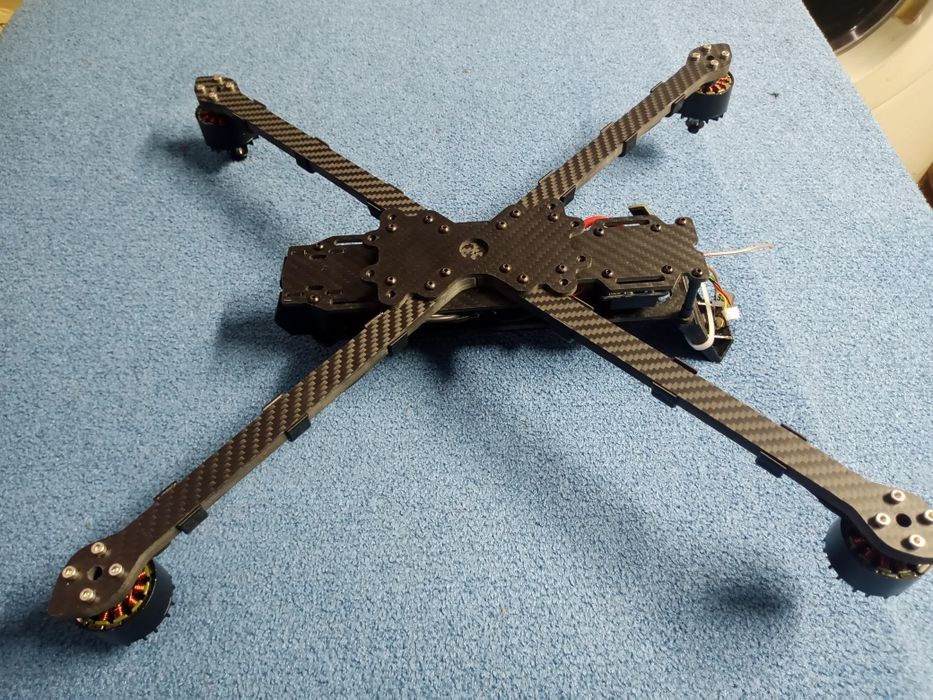 ФПВ 10 дрон FPV квадрокоптери
