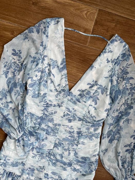 Сукня ніжно блакитна