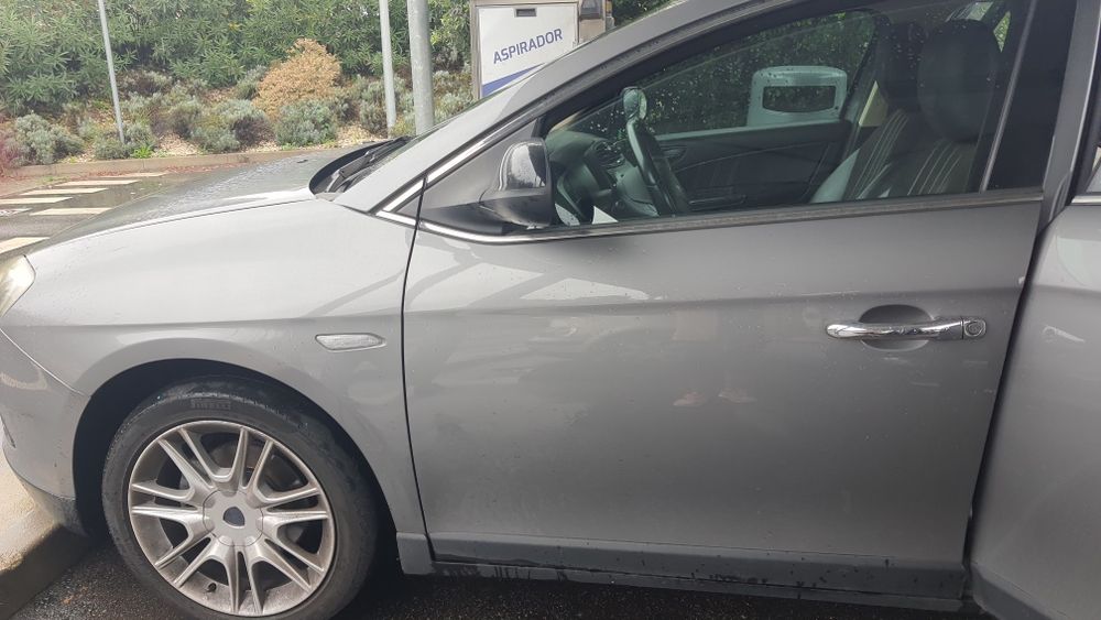 Lancia delta 1.6 pro multijet