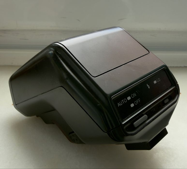 Conjunto Minolta Original – Objetiva 70–210mm + Flash Program 3200i