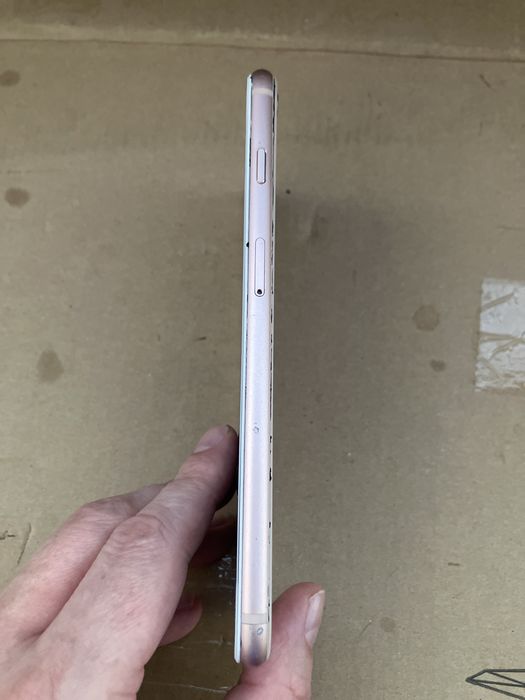 Iphone 8 Plus 64 gb White SE 2020 black