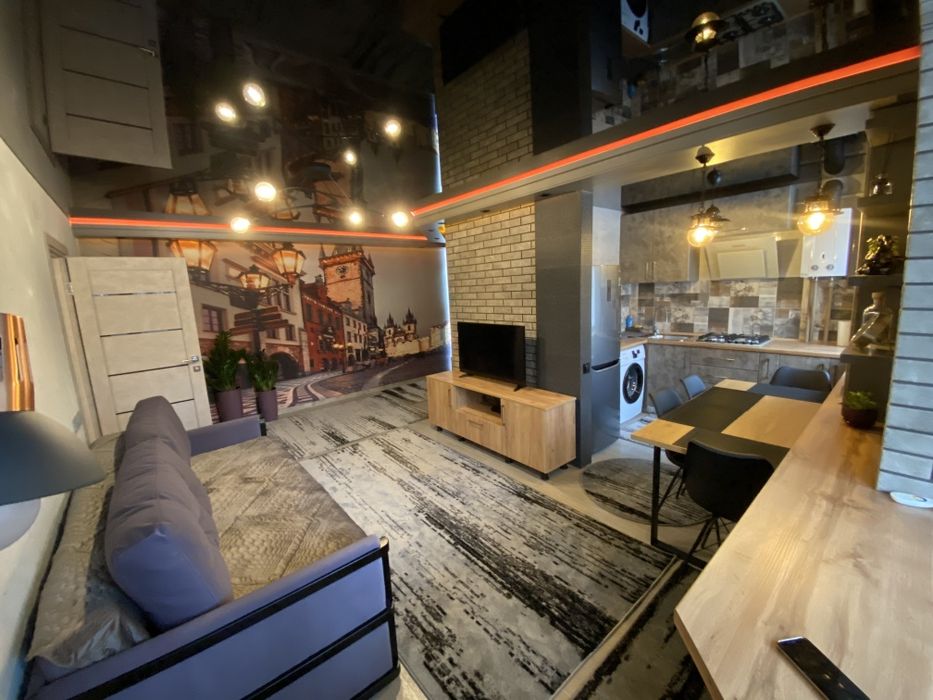 Новая VIP квартира. Стильная . Центр. Ушакова. ЛОФТ. 1000 гр.