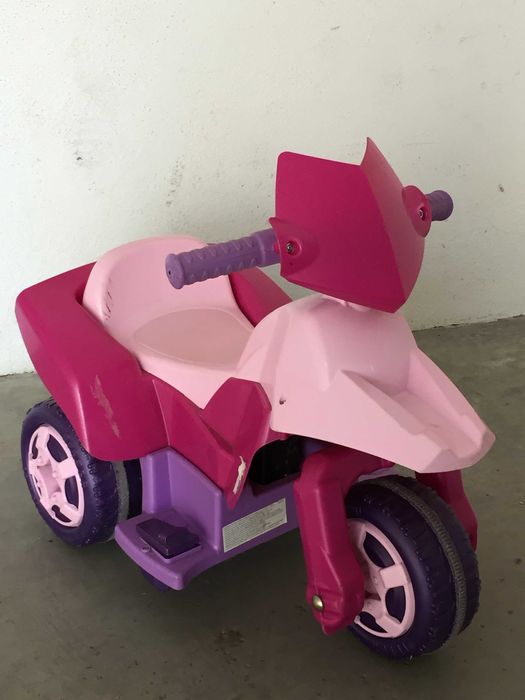 Triciclo elétrico criança