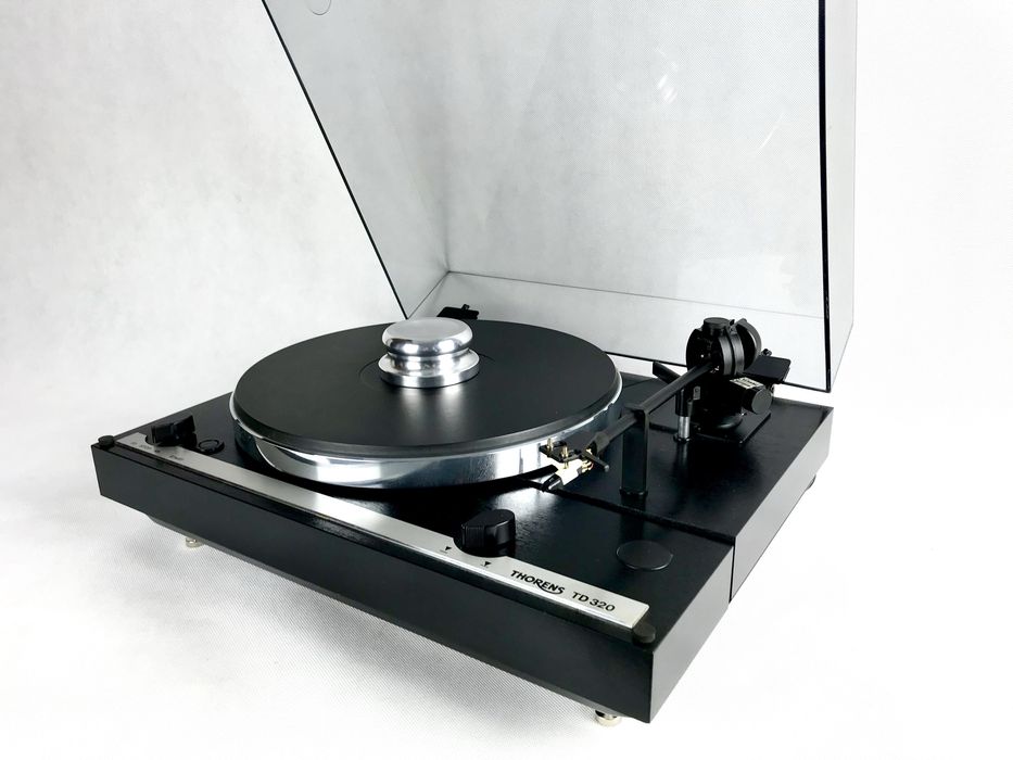 Gramofon Thorens TD 320