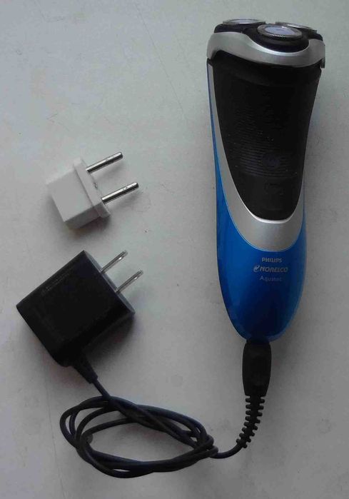 Электробритва Philips Norelco Aquatec AT810