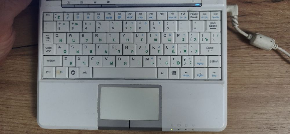 Продаю Нетбук asus