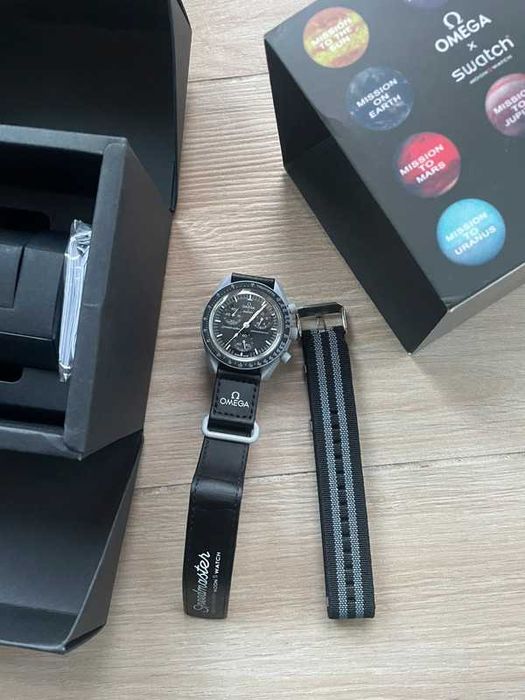 MoonSwatch SO33M100 – Omega x Swatch Księżycowy Design