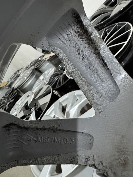 Диски 5x114.3 R17 Renault Kadjar Koleos Megane Nissan поштучно