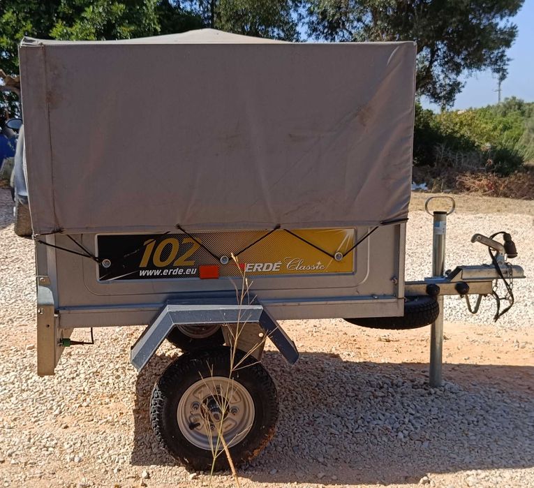 Reboque de carga básico Erdé 102