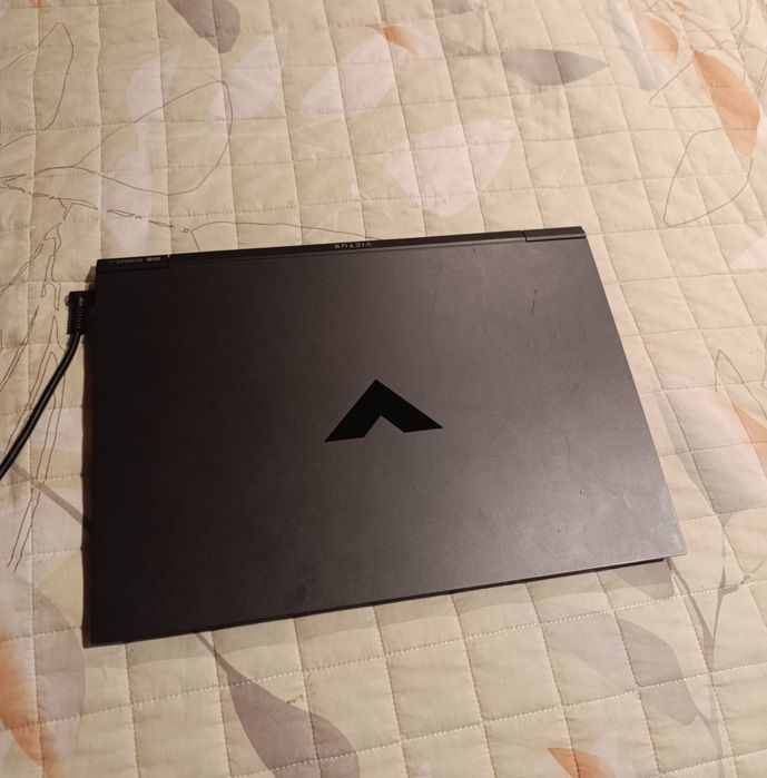 HP Victus 16-e0039np - Usado mas bom estado
