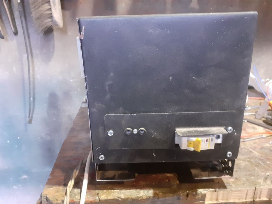 Продам зарядное устройство ВСА 5К