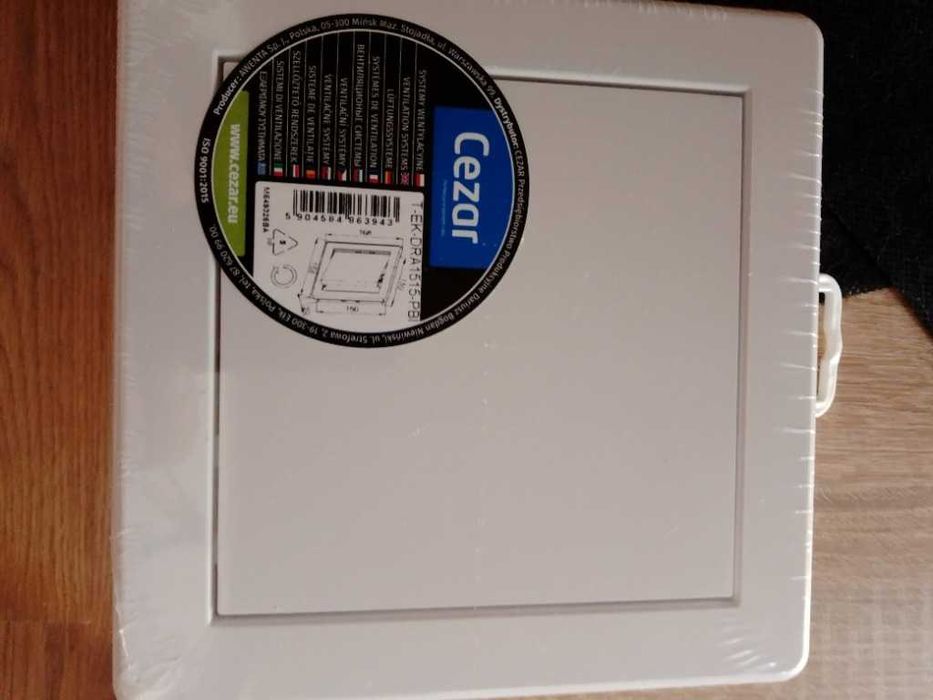 Drzwiczki rewizyjne wentylacyjne Cezar150mnx150mn