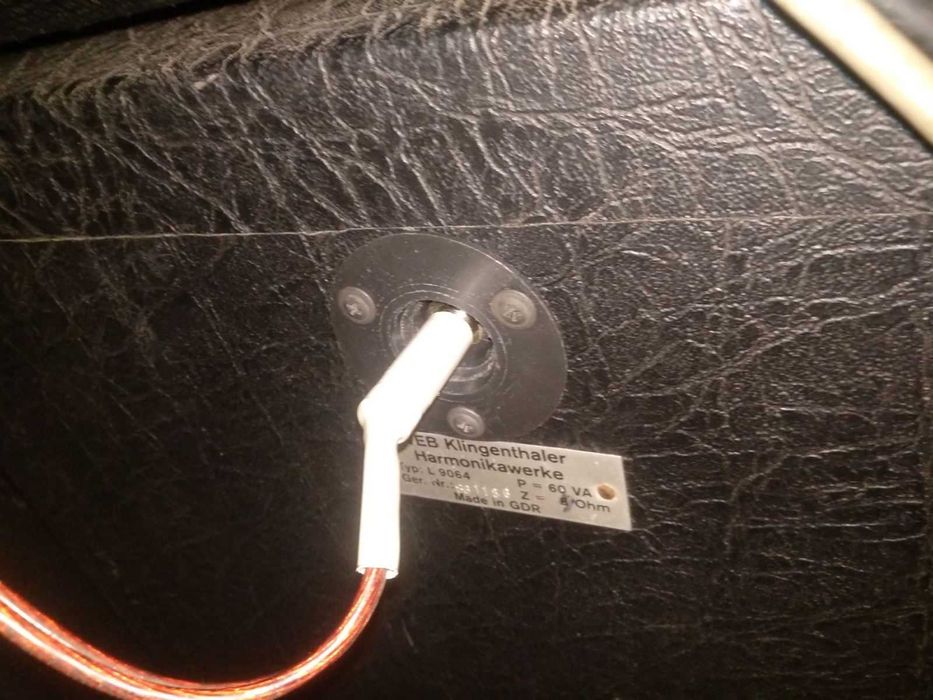 Бас-гитарный кабинет 2х12"+HF Driver. В стиле Ampeg. Обмен.