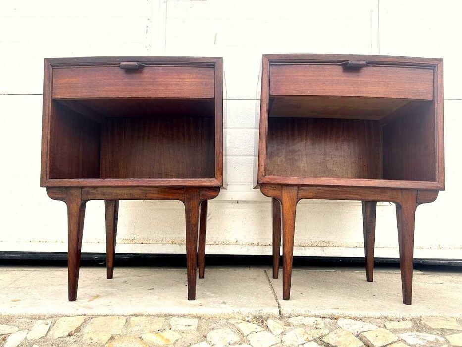 Mesa olaio vintage + 44,5comp x 33prof x 60alt.