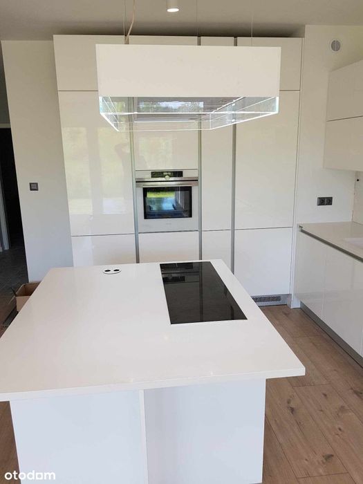 Wynajmę narożny segment w Ząbkach 6 pok z garażem