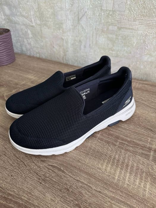 Фірмові мокасини Skechers