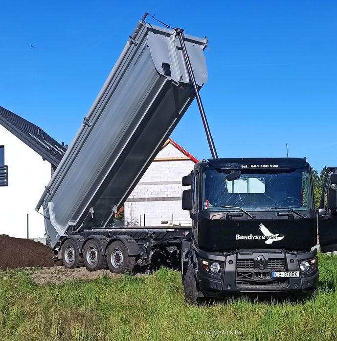Ziemia czarnoziem przesiewany otoczaki piasek żwir  kopanie stawów