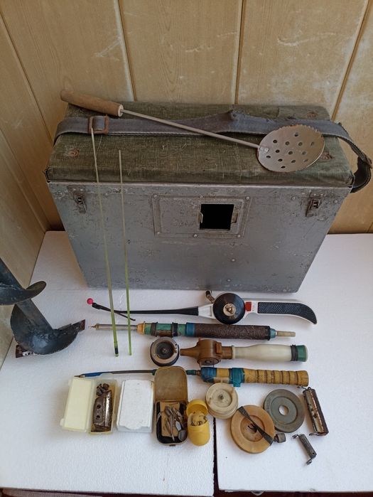 Продам набор для зимней рыбалки.