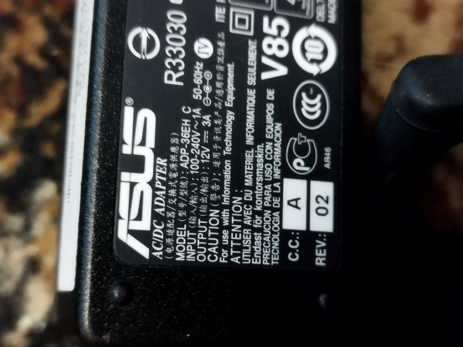 Małą ładowarka Laptopa Asus