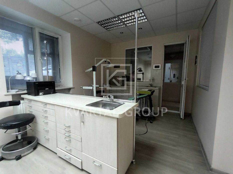 ПРодам Комерційне приміщення 94м2 з Ремонтом ,Окрема Будівля,Фасад