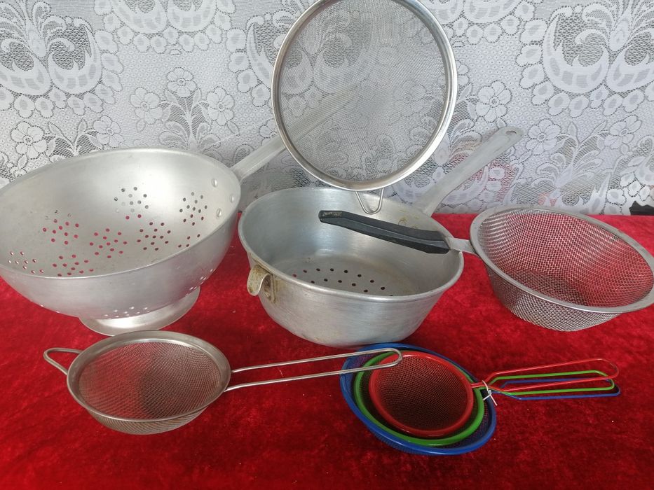 Залишки каструль емальованих, чавунних, алюміневих, казани.